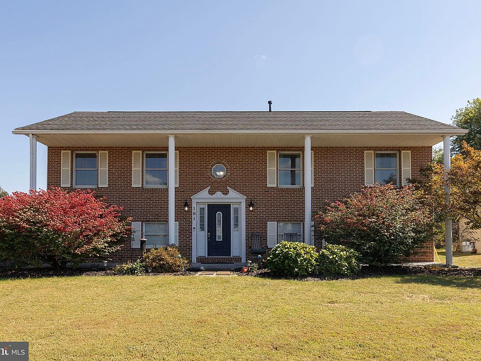 1st image of 101 Cottonwood Ave