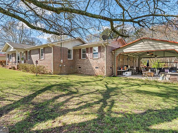 3rd image of 1375 Fincherville Rd