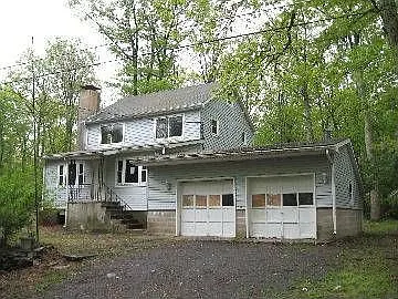 121 Onandaga Rd photo 1