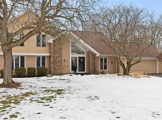 26 Bay Colony Dr, Pittsford, NY 14534