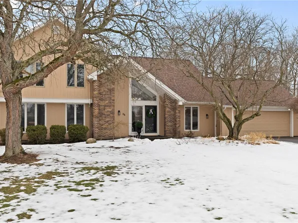 26 Bay Colony Dr, Pittsford, NY 14534