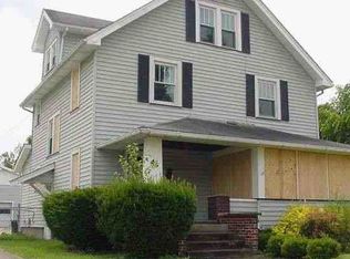 42 W Church St, Newton Falls, OH 44444