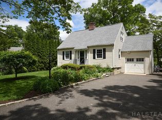 72 Fitch Ave, Darien, CT 06820