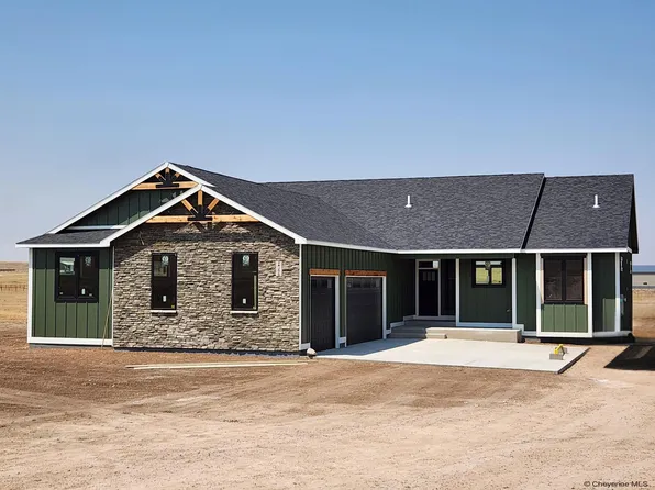 2706 Three Dots Trl, Cheyenne, WY 82009