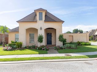 107 Shady Ridge Ln, Lafayette, LA 70508