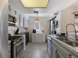10231 Independence Ave, Chatsworth, CA