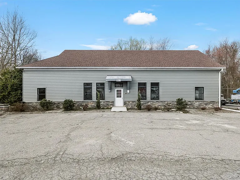 1083 US Route 9 #47 — Photo 2
