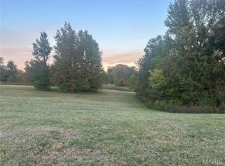 5734 Dalhousie Dr, Cape Girardeau, MO 63701