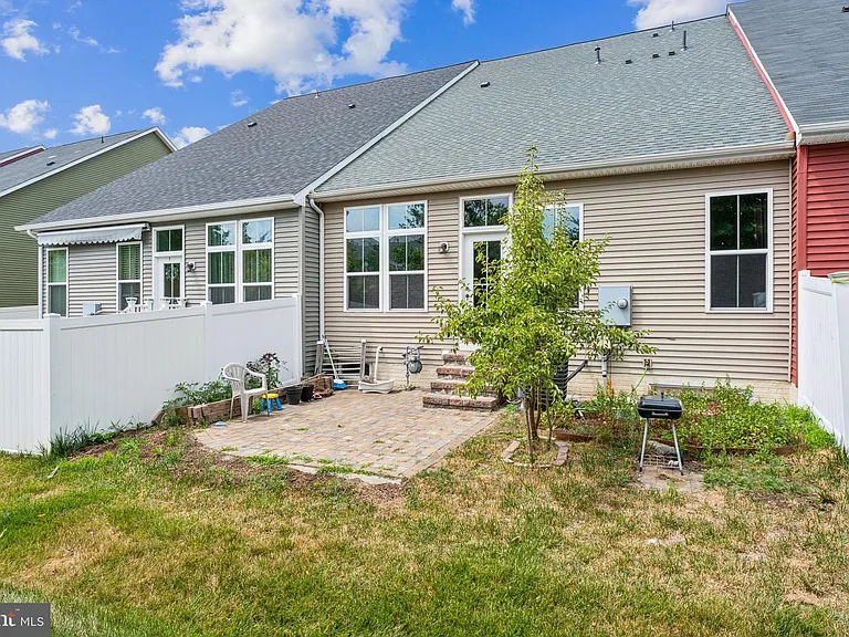 41673 McMonagle Sq — Photo 31