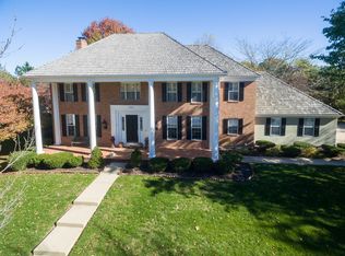 11709 Canterbury St, Leawood, KS 66211