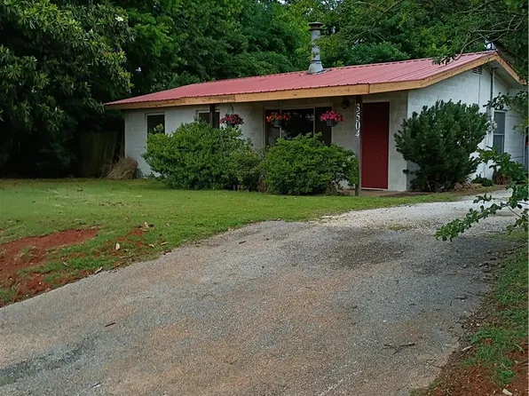 3504 W Mount Comfort Rd, Fayetteville, AR 72704