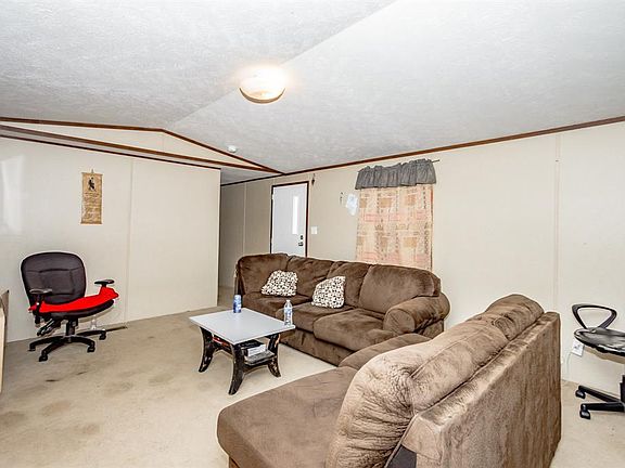 5th image of 470 County Road 296a