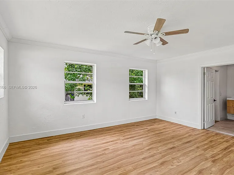130 NW 85th St — Photo 21