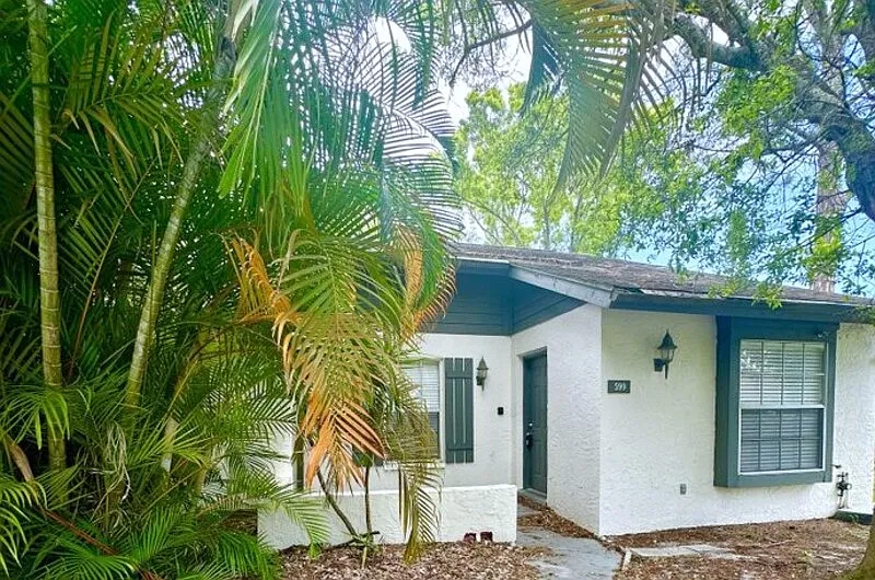 3 bed, 2.0 bath, 1100 sqft, $1,895 — Photo 3
