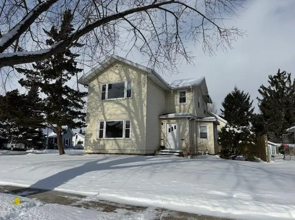 1220-1222 Laurel Avenue, Janesville, WI 53548