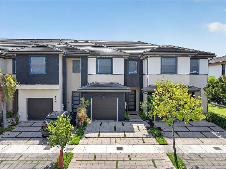 15841 NW 91st Ct — Photo 5