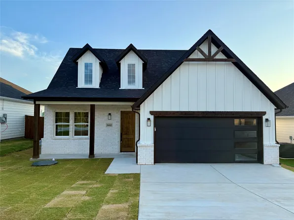 5602 San Jacinto Dr, Granbury, TX 76048