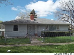 2201 S 13th St, Springfield, IL 62703