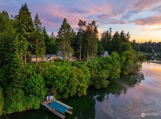10114 NE Lafayette Ave, Bainbridge Island, WA