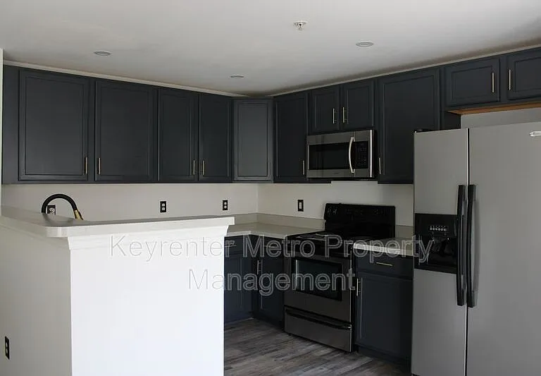 1005 Treeland Way — Photo 15