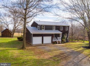 15938 Woodgrove Rd, Purcellville, VA 20132
