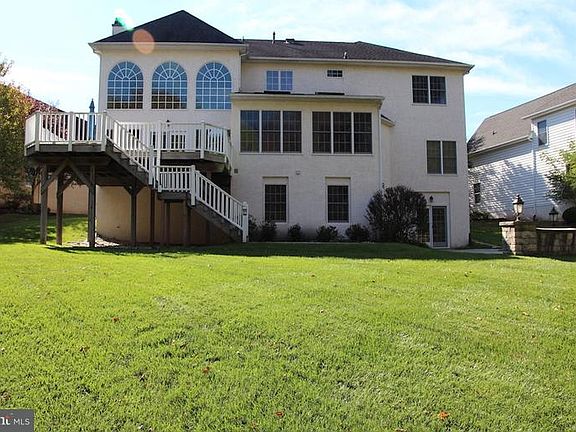 2nd image of 282 River Crest Dr