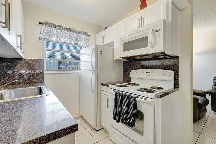 2145 Pierce St #326 — Photo 10