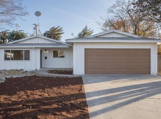 422 Roosevelt St, Coalinga, CA 93210