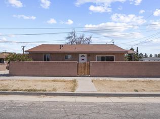 2098 Panamint St, Mojave, CA 93501