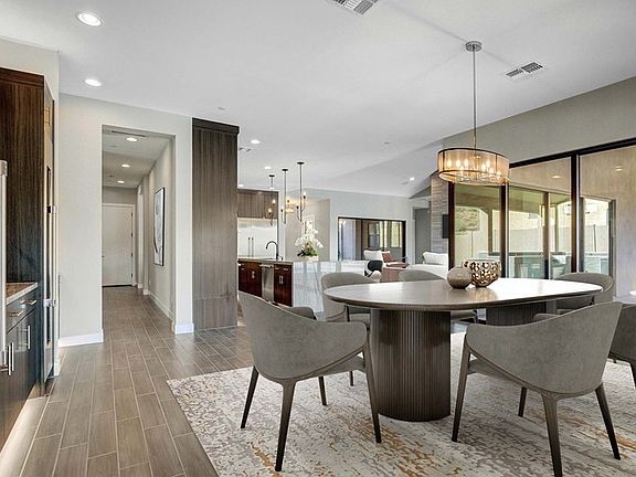 The Fraesfield - Dining Room