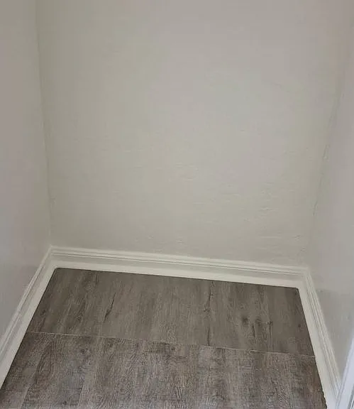 2325 Ocean View Ave — Photo 2
