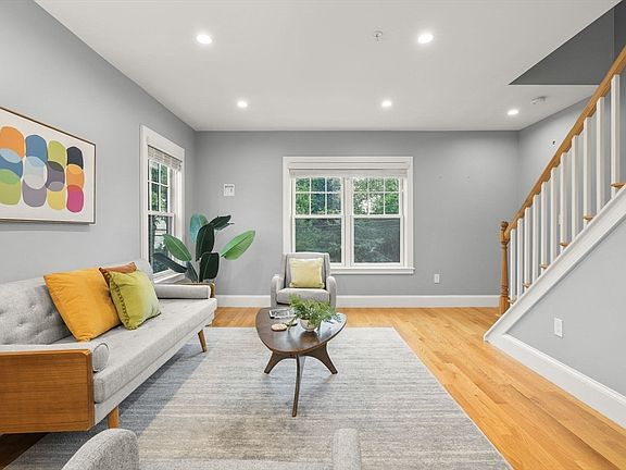5th image of 15 Ashland St #2A