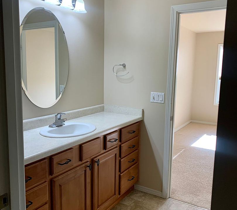 1st image of 20802 Terasse Dr NW