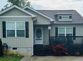 1011 Shalloway, Dalton, GA 30721