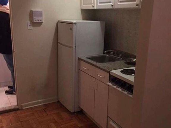 4th image of 340 E 85th St APT 1D
