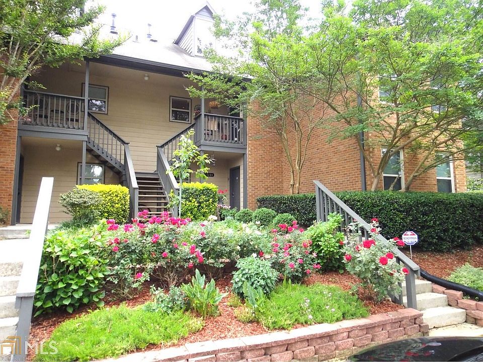 1st image of 1613 Beaumont Cir #1603