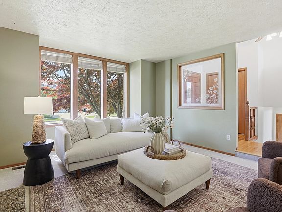 5th image of 5304 W Russett Dr