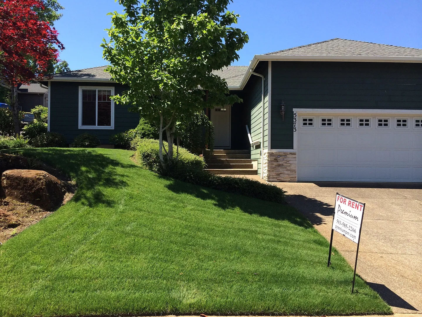 Four Bedroom Home in South Salem — Photo 1