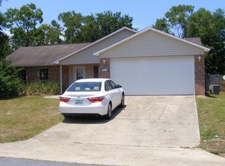 218 Secretariat Dr, Crestview, FL 32539
