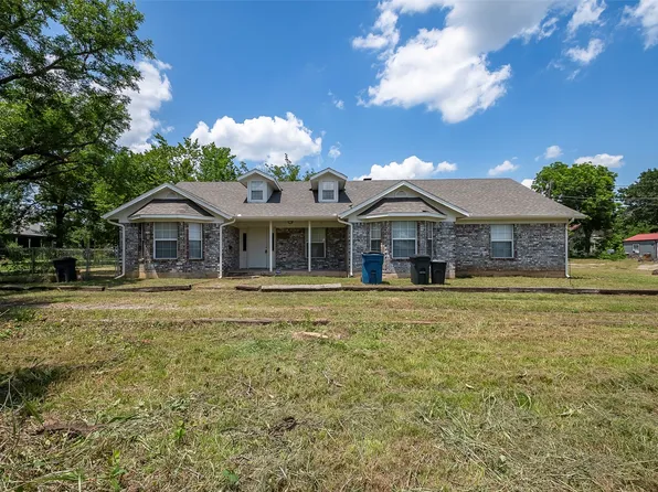 102 Bonham St, Ladonia, TX 75449