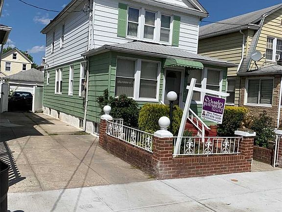 3rd image of 21803 104th Ave