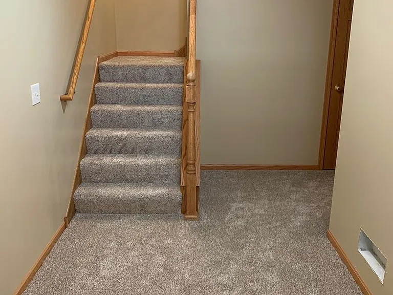 6824 Meadow Grass Ln S — Photo 2