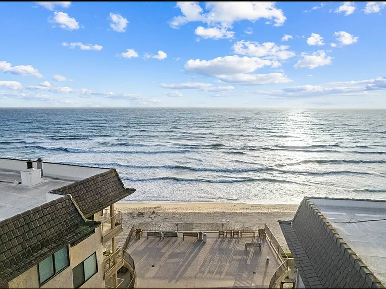 154 N Shore Dr — Photo 51