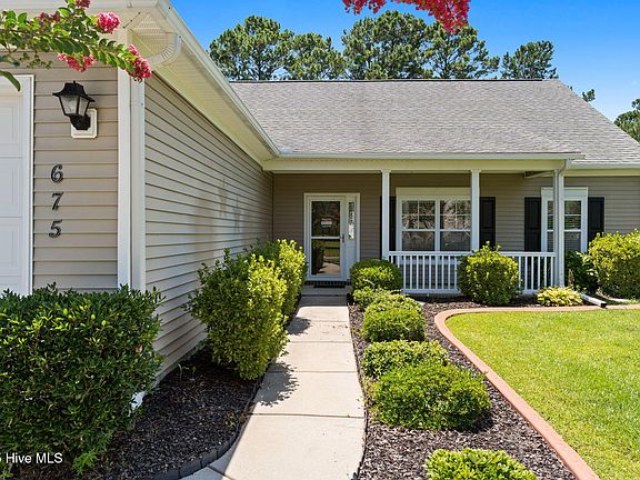 4th image of 675 Meadowbrook Lane