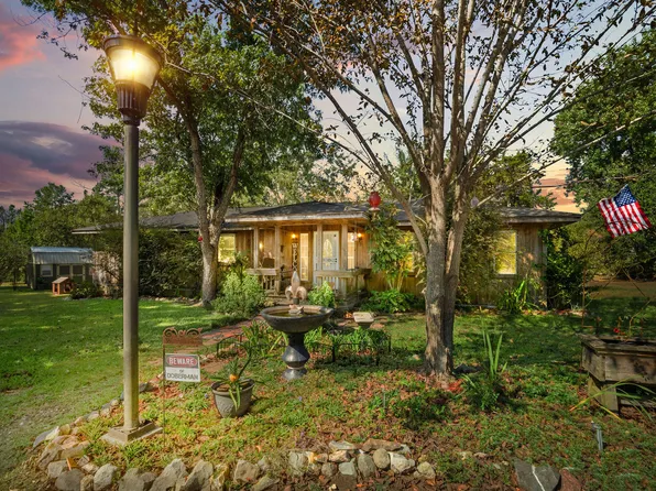 432 Westbrooks Rd, Hornbeck, LA 71439