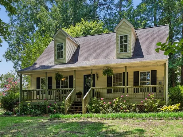 7322 Edgehill St, Gloucester, VA 23061