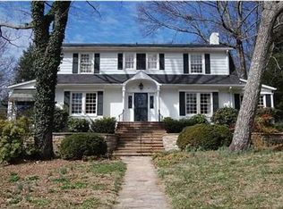 1104 Tinkerbell Ln, Lookout Mountain, GA 30750