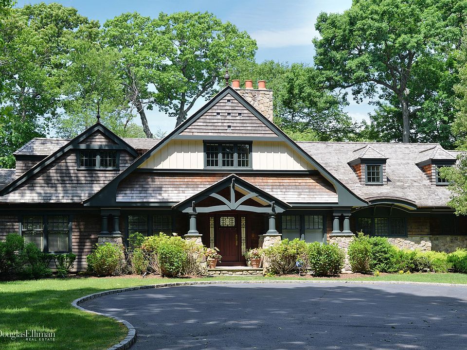 1st image of 14 Mallard Dr