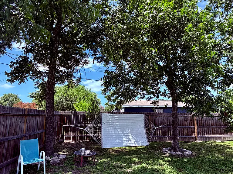 349 Laurelwood Dr — Photo 15