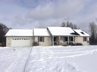 651 E Beard Rd, Perry, MI 48872
